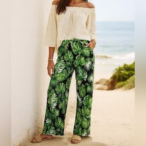 White House Black Market The Wide Leg Emerald Palms Tropical Pants Size small